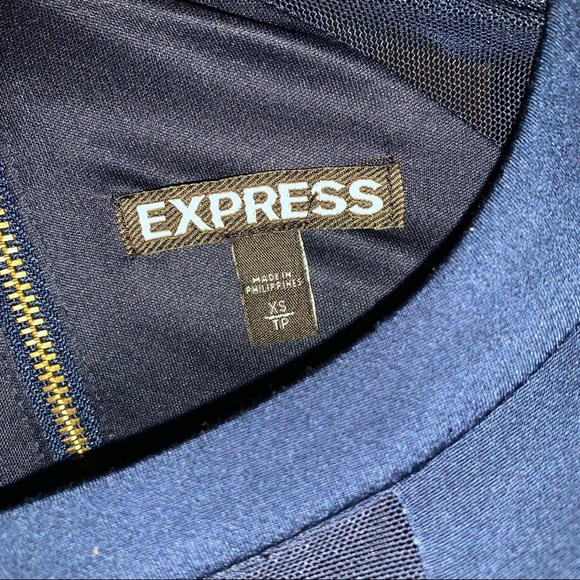 Dress - Picture 4 of 6